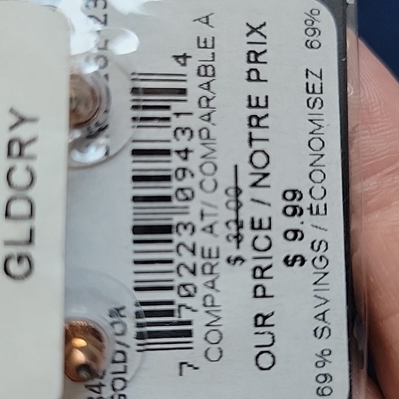 FREE With Purchase Of Anything Else - NWT Saks Fifth Avenue Flower Earrings - Picture 4 of 4